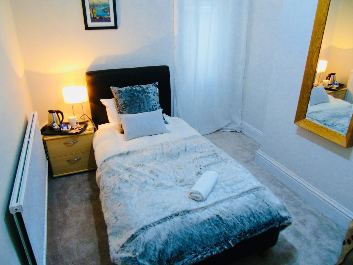 Willows - Cardiff Guest House Экстерьер фото